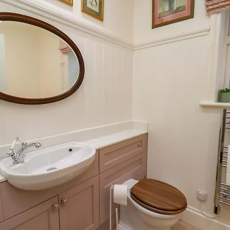 Roding Holiday home Whitby